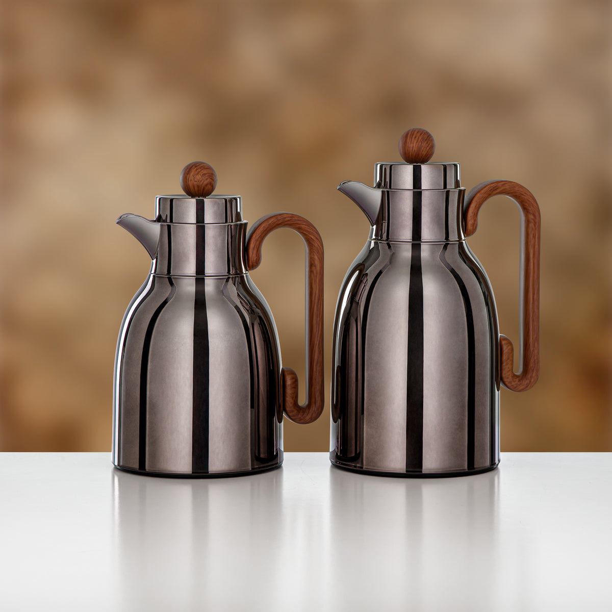 Almarjan 2 Pieces Vacuum Flask Set, Gun Black & Light Wood