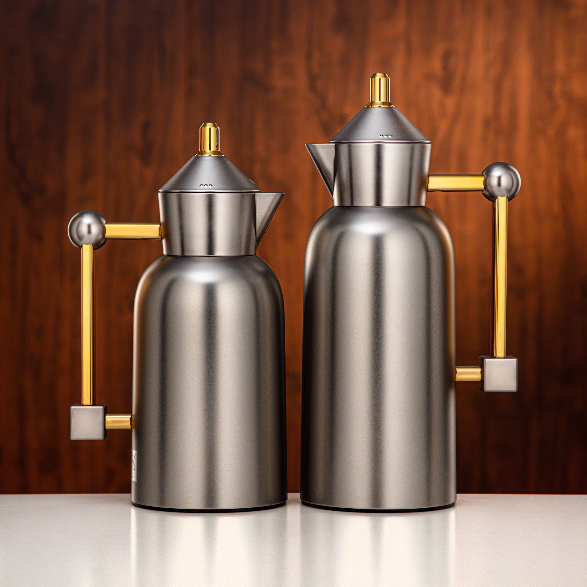 Almarjan Vacuum Flask Set 0.7L + 1L Matt Nickel & Gold