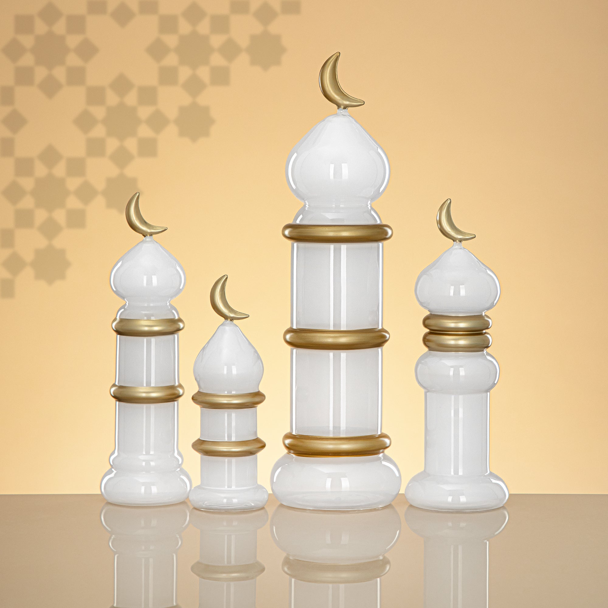 Almarjan Minaret Table Decoration 34cm x 10cm White with Golden Lines & Crescent Moon – Noor Al Layali