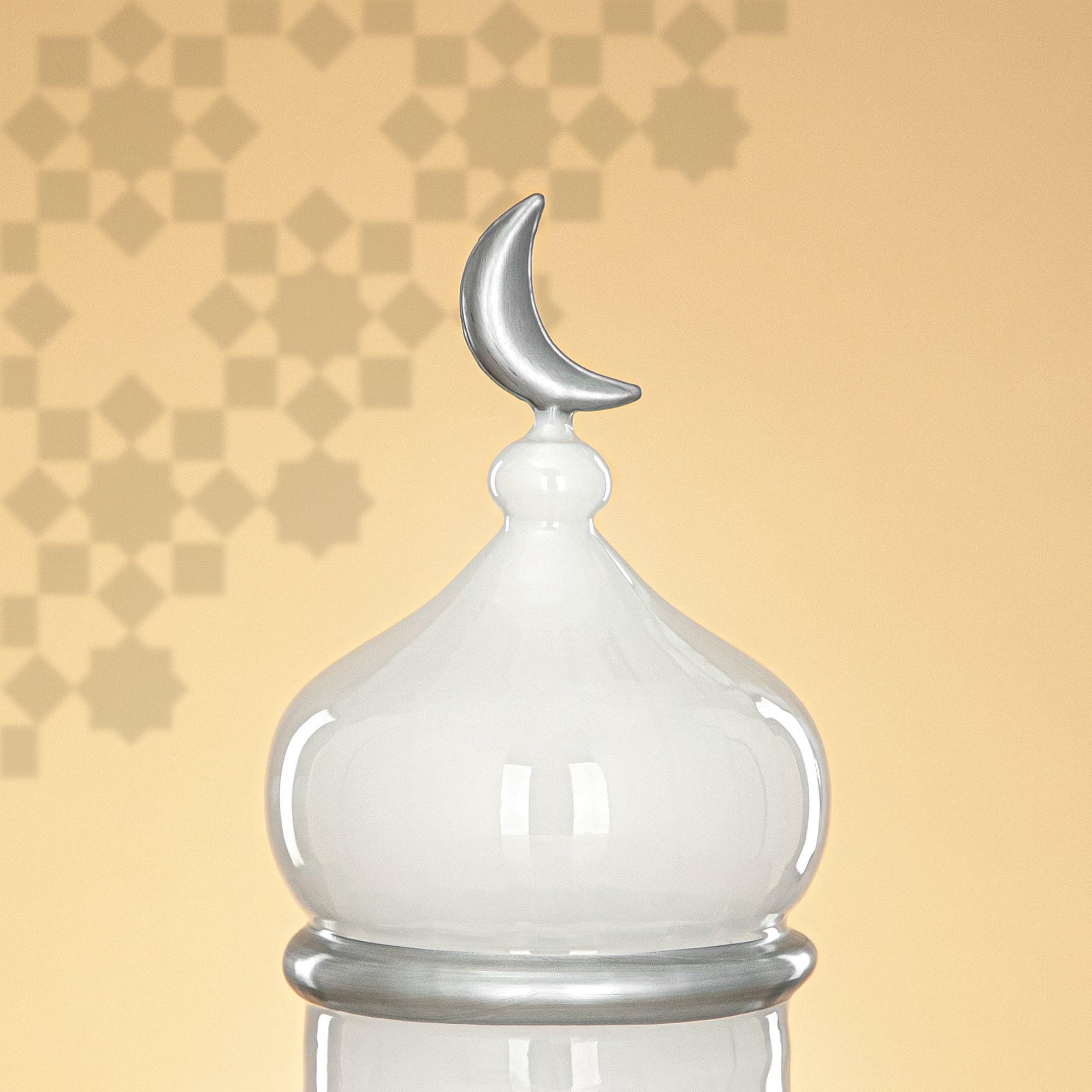 Almarjan Minaret Table Decoration 23cm x 15cm White with Silver Lines & Crescent Moon – Noor Al Layali