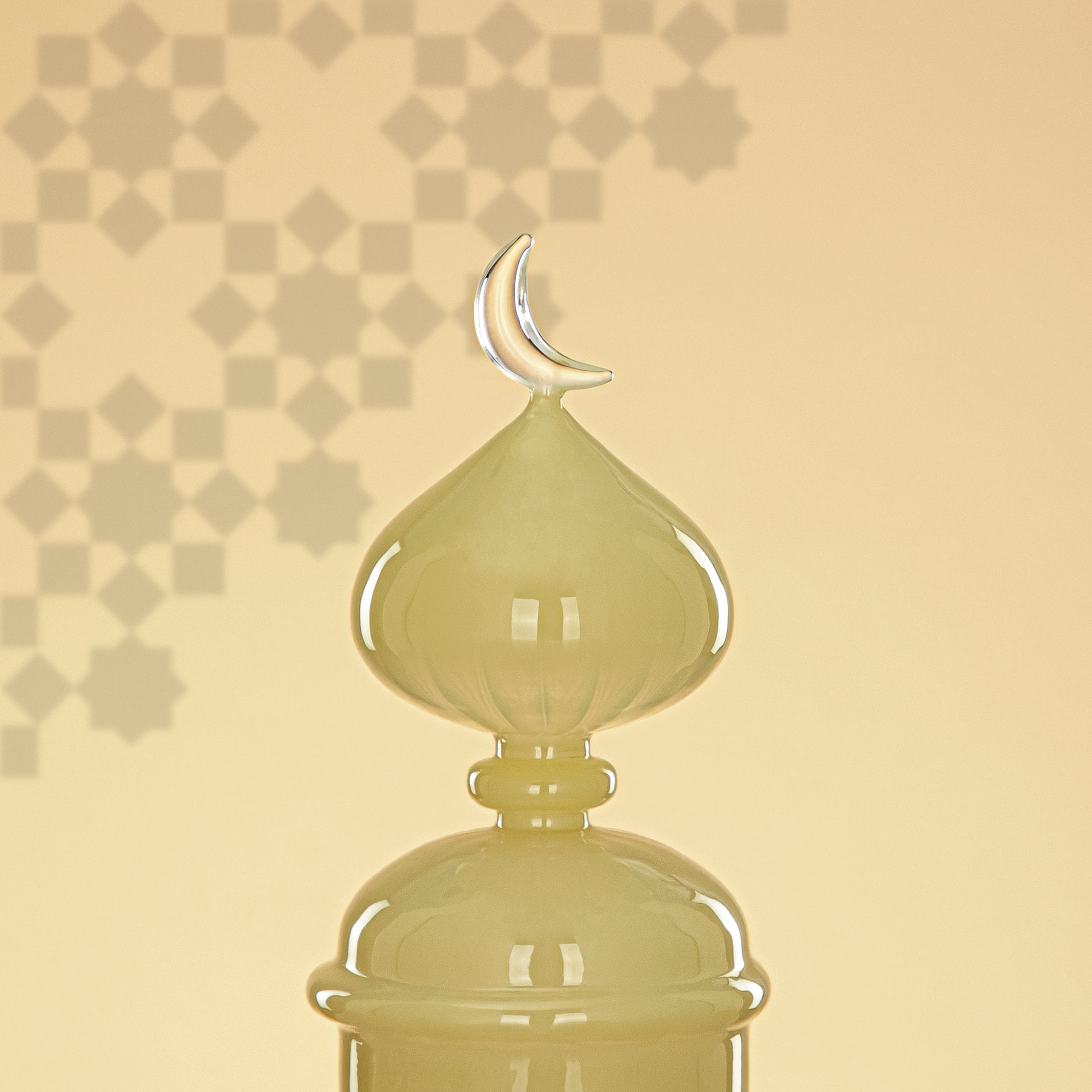 Almarjan Minaret Table Decoration 22cm x 10cm Ivory with Clear Crescent Moon – Noor Al Layali