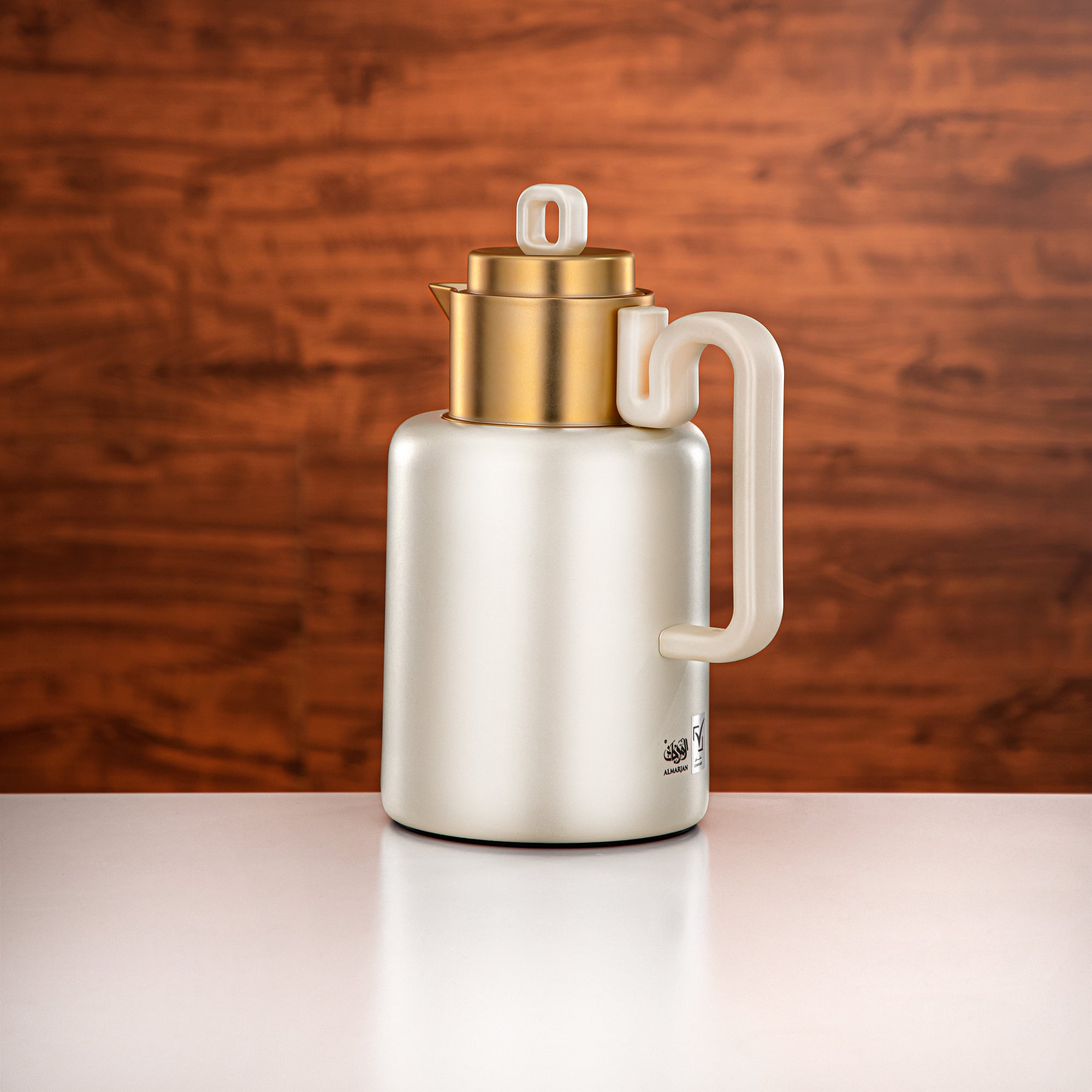 Almarjan Vacuum flask Set 0.5 liter + 1 liter matt pearl white & matt gold (FG815-050/100 MPW/MG)