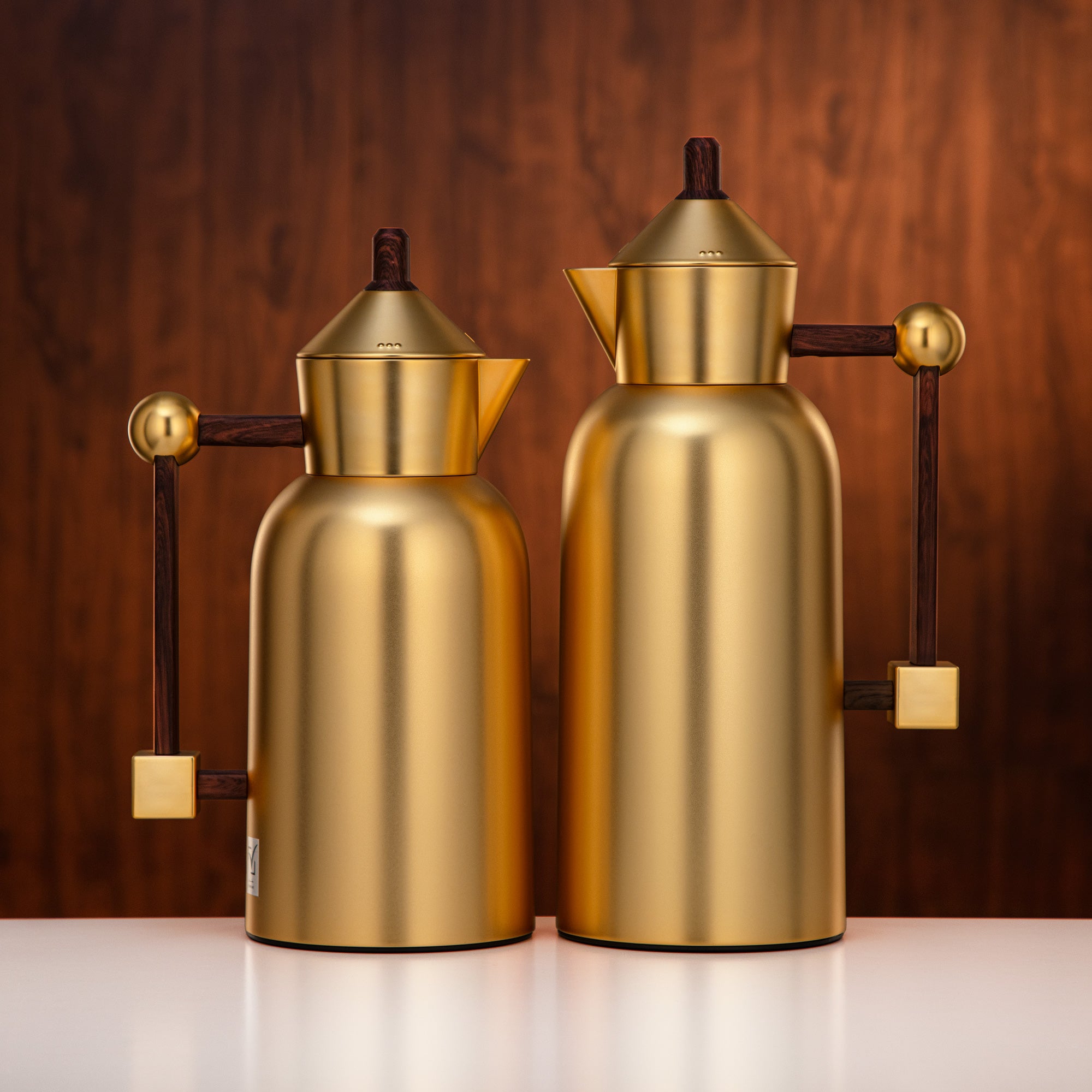 Almarjan Vacuum Flask Set 0.7L + 1L Matt Gold & Dark Wood