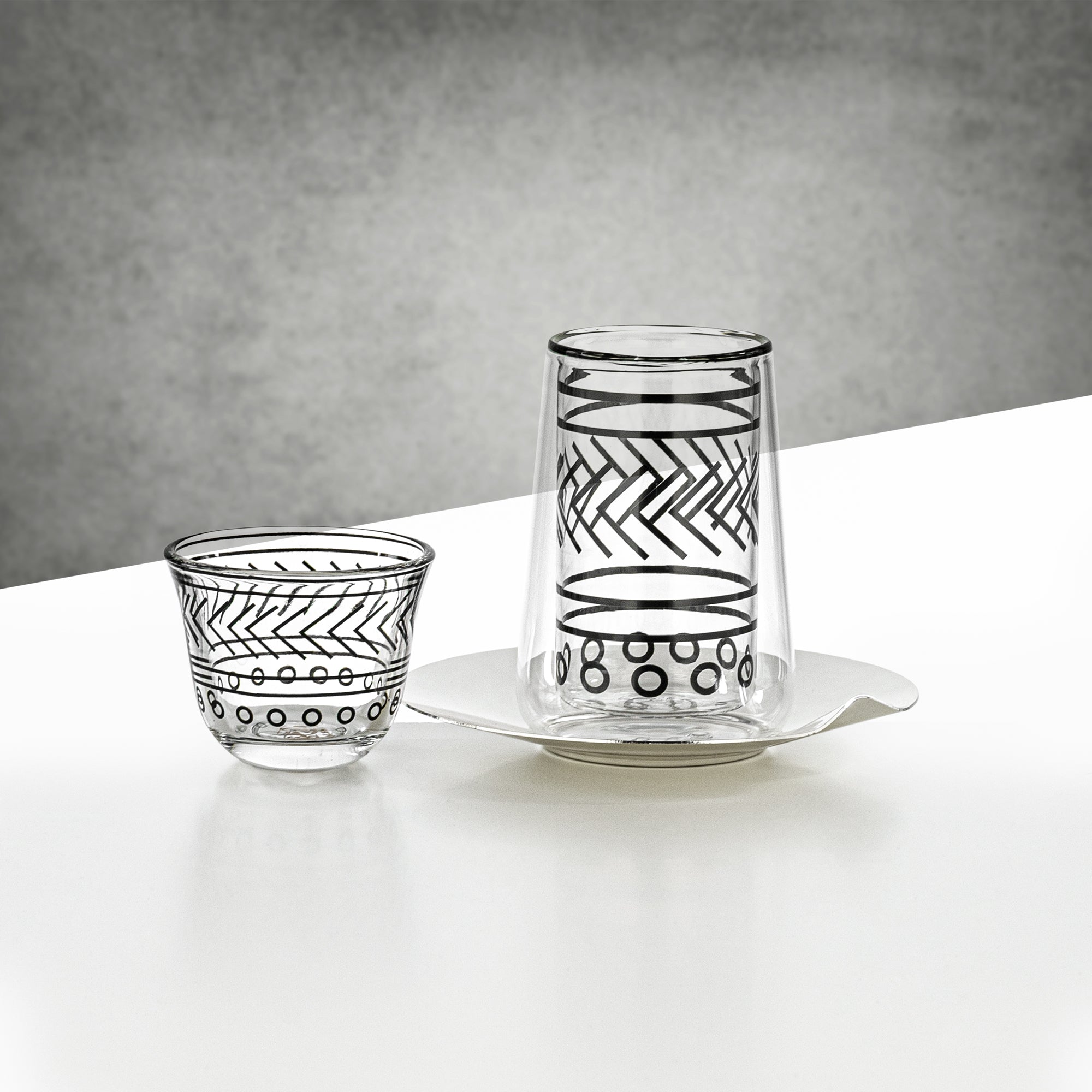 طقم أكواب الشاي والقهوة المرجان، ١٨ قطعة، شفاف بنقشة خطوط سوداء