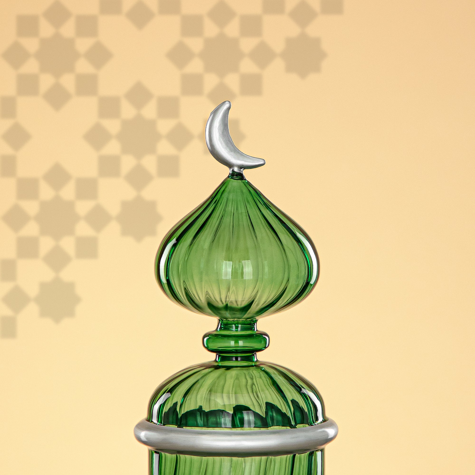 Almarjan Minaret Table Decoration 22cm x 10cm Transparent Green with Silver Lines & Crescent Moon – Noor Al Layali