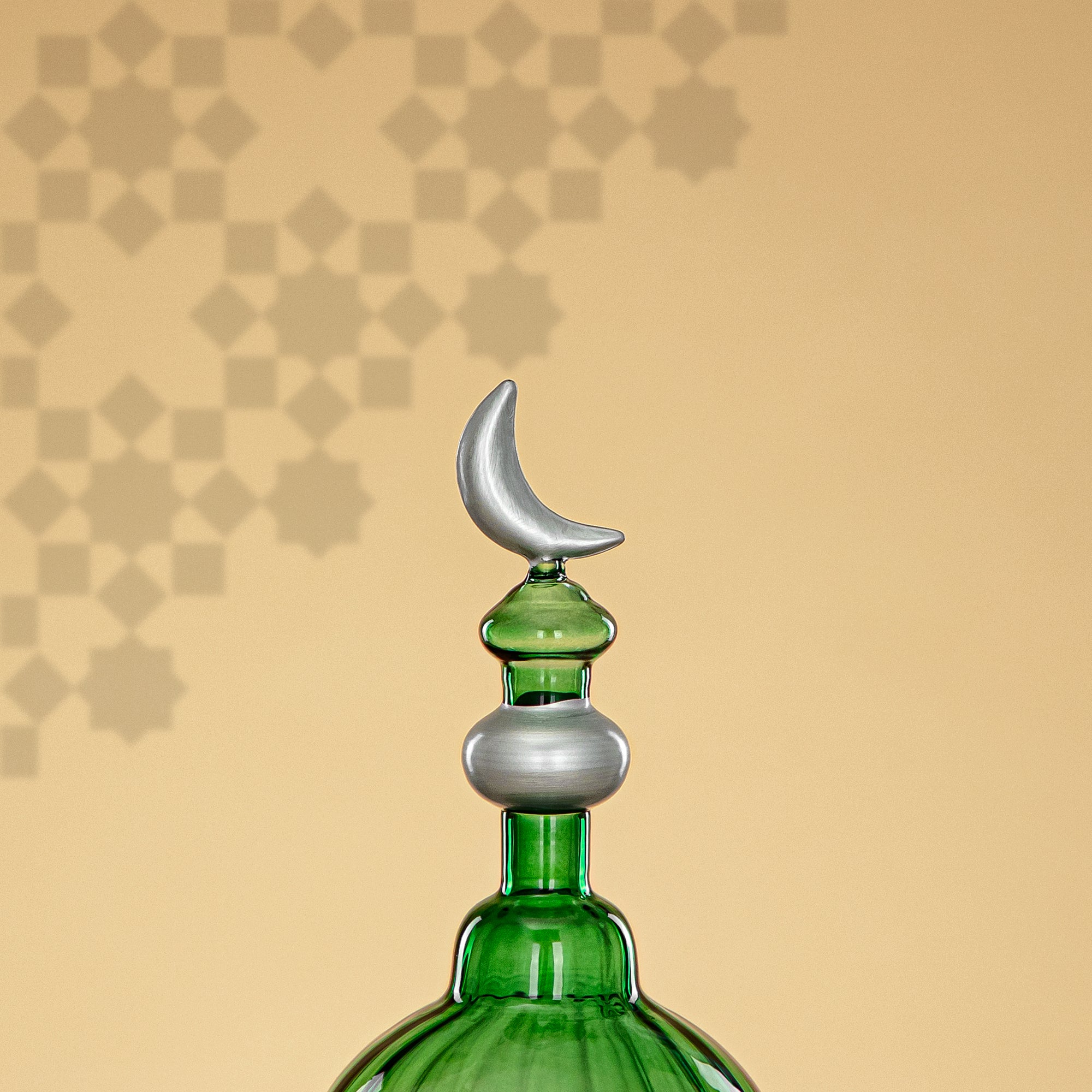 Almarjan Minaret Table Decoration 17cm x 9cm Transparent Green with Silver Lines & Crescent Moon – Noor Al Layali